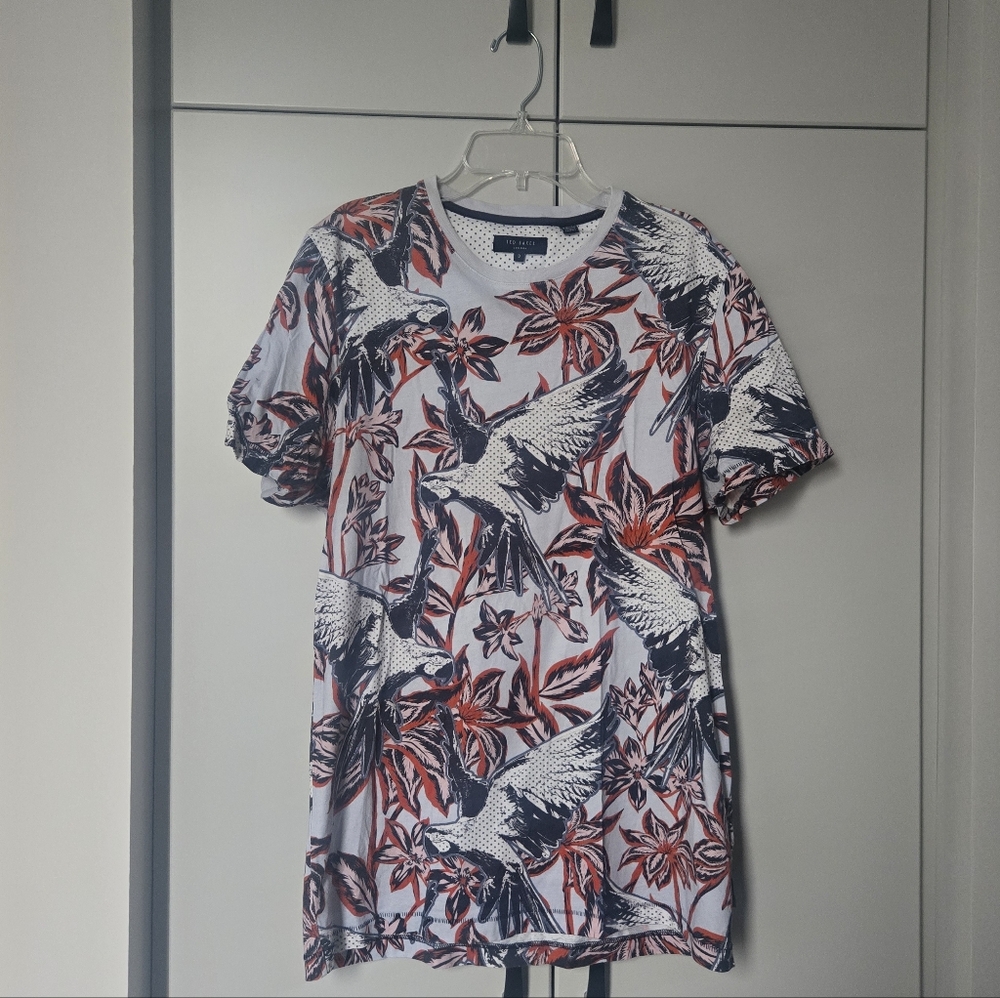 Ted Baker | Men's Floral & Bird Print Tee - Size M
